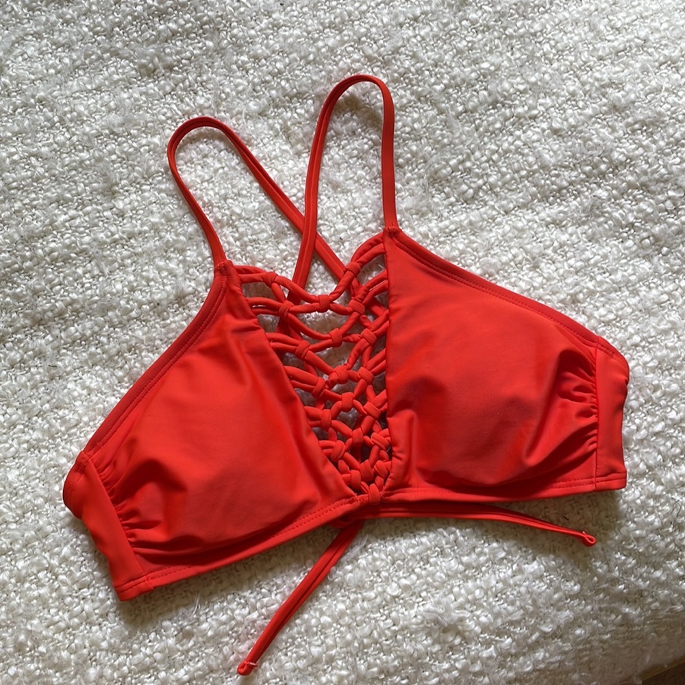 🌞 NWOT Xhilaration Orange Swim Top